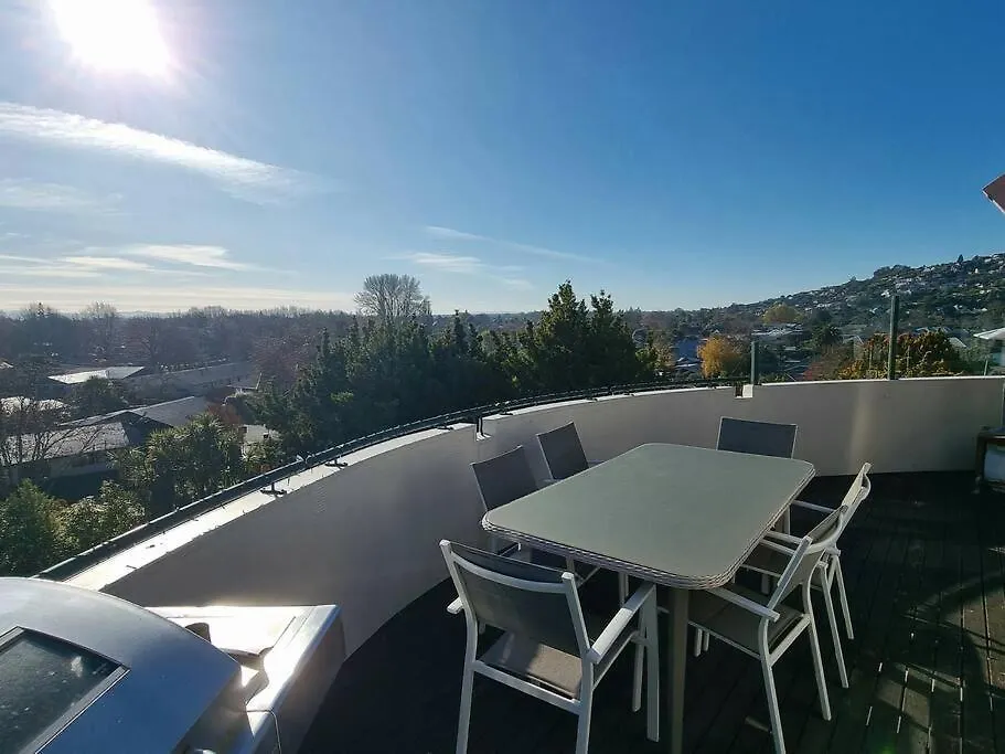 Holiday home 4Brm Family House In Cashmere -Sleeps 7 Christchurch New Zealand